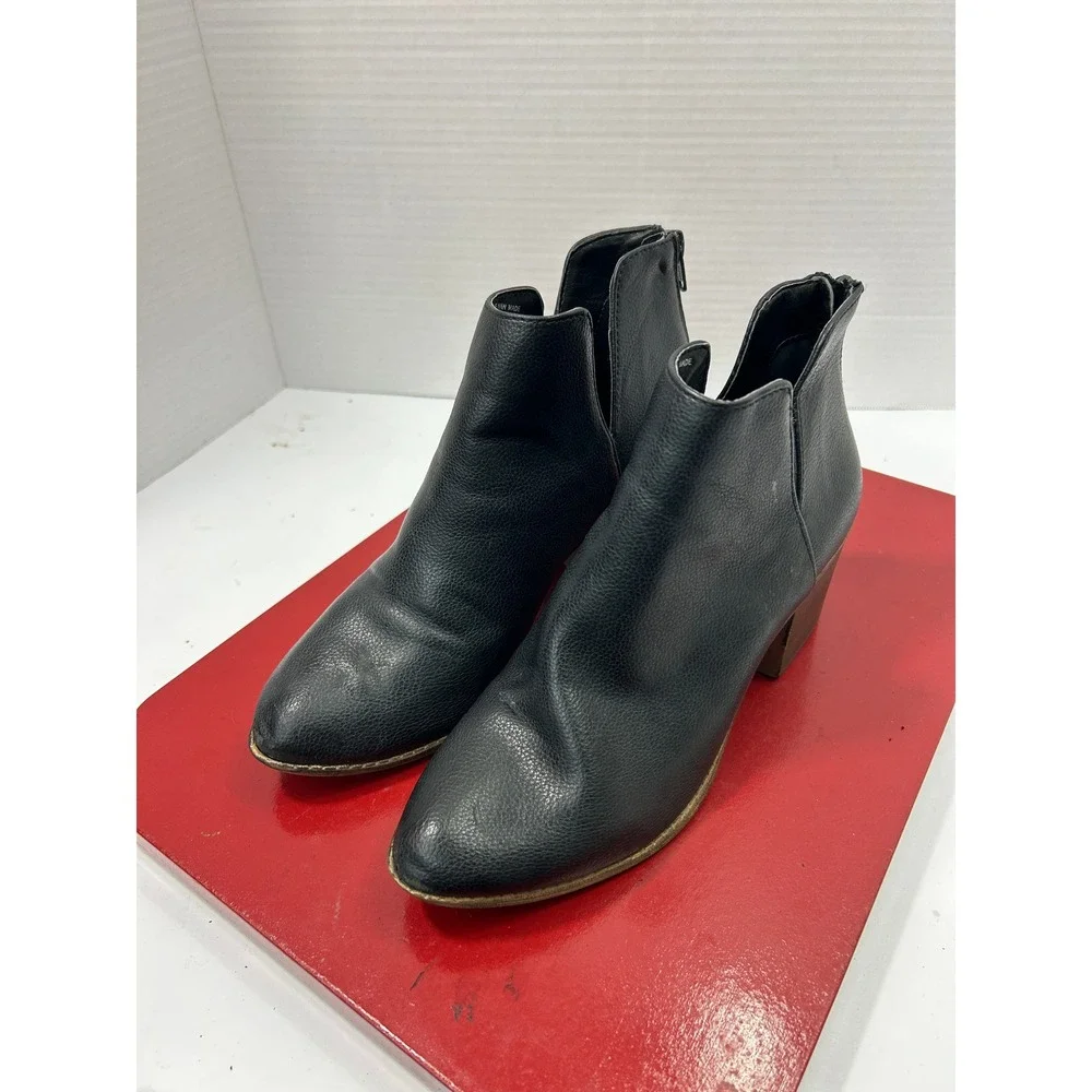 Sonoma Pebbled Ankle Boots 8.5 Black Side Cutout Block Heel Minimalist Boho Chic